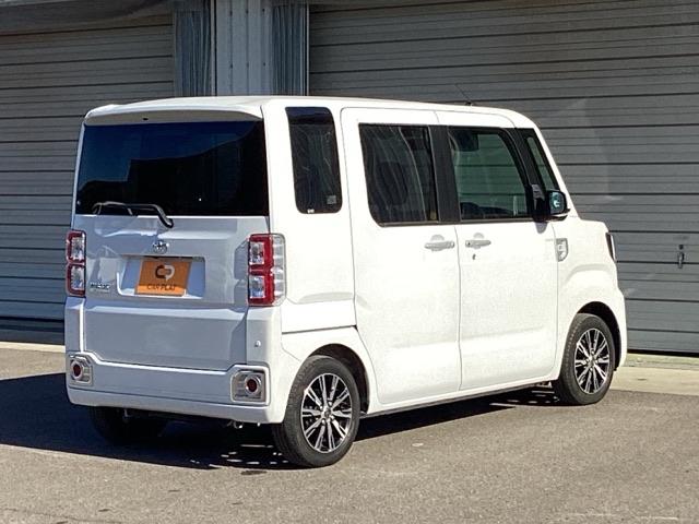 ピクシスメガ GターボSAIII ETC/ナビ/バックモニター エアコン ターボモデル フルセグテレビ Bカメ Aストップ インテリキー DVD 横滑り防止装置 LEDヘッドライト ABS PS エアバッグ ベンチシート ナビ&TV(6枚目)