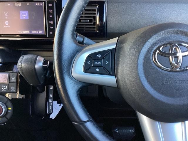 ピクシスメガ GターボSAIII ETC/ナビ/バックモニター エアコン ターボモデル フルセグテレビ Bカメ Aストップ インテリキー DVD 横滑り防止装置 LEDヘッドライト ABS PS エアバッグ ベンチシート ナビ&TV(16枚目)