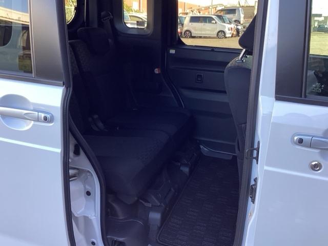 ピクシスメガ GターボSAIII ETC/ナビ/バックモニター エアコン ターボモデル フルセグテレビ Bカメ Aストップ インテリキー DVD 横滑り防止装置 LEDヘッドライト ABS PS エアバッグ ベンチシート ナビ&TV(18枚目)