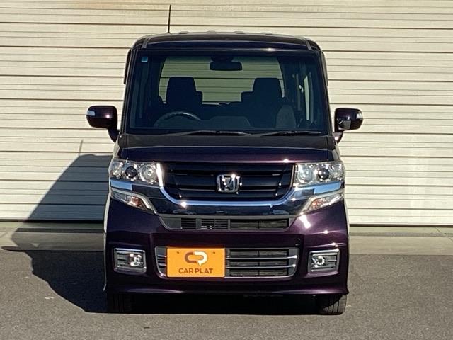 N-BOXカスタム GSSブラックスタイルパッケージ ETC/純正ナビ/バックモニター リアカメラ ワンセグ ETC付き ナビTV AAC パワステ パワーウィンドウ キーフリー 横滑り防止 エコアイドル スマートキー エアバッグ ABS ベンチシート(4枚目)