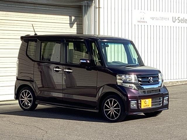 N-BOXカスタム GSSブラックスタイルパッケージ ETC/純正ナビ/バックモニター リアカメラ ワンセグ ETC付き ナビTV AAC パワステ パワーウィンドウ キーフリー 横滑り防止 エコアイドル スマートキー エアバッグ ABS ベンチシート(5枚目)