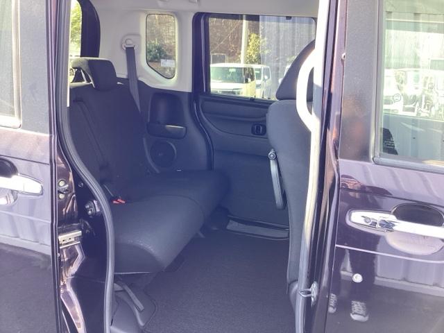 N-BOXカスタム GSSブラックスタイルパッケージ ETC/純正ナビ/バックモニター リアカメラ ワンセグ ETC付き ナビTV AAC パワステ パワーウィンドウ キーフリー 横滑り防止 エコアイドル スマートキー エアバッグ ABS ベンチシート(18枚目)