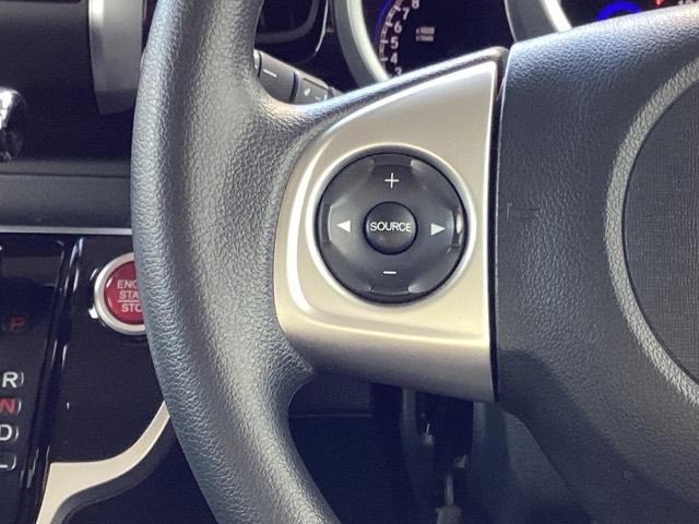 N-BOXカスタム GSSブラックスタイルパッケージ ETC/純正ナビ/バックモニター リアカメラ ワンセグ ETC付き ナビTV AAC パワステ パワーウィンドウ キーフリー 横滑り防止 エコアイドル スマートキー エアバッグ ABS ベンチシート(29枚目)