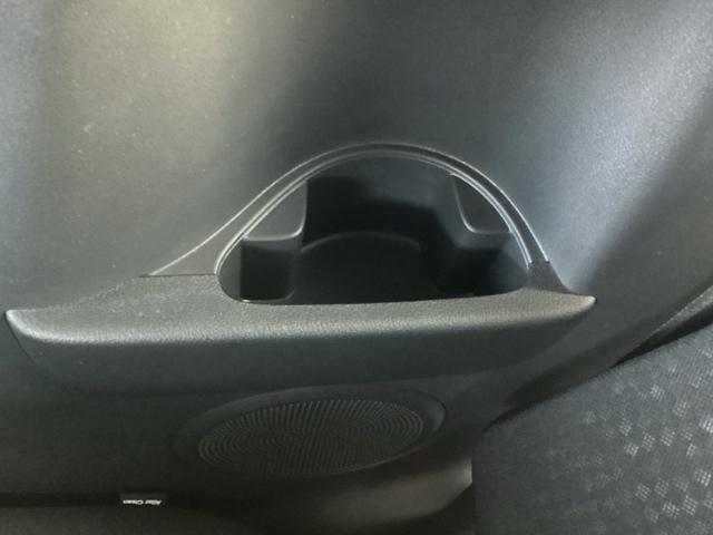 N-BOXカスタム GSSブラックスタイルパッケージ ETC/純正ナビ/バックモニター リアカメラ ワンセグ ETC付き ナビTV AAC パワステ パワーウィンドウ キーフリー 横滑り防止 エコアイドル スマートキー エアバッグ ABS ベンチシート(37枚目)