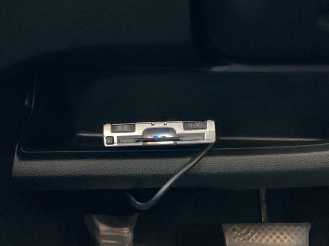 N-ONE G・Lパッケージ ブラックインテリア 整備記録簿有 DVD再生可 iストップ ベンチS 盗難防止 ETC付き フルオートエアコン パワーウィンドウ ナビTV 地デジTV 助手席エアバック ESC 運転席エアバッグ(12枚目)