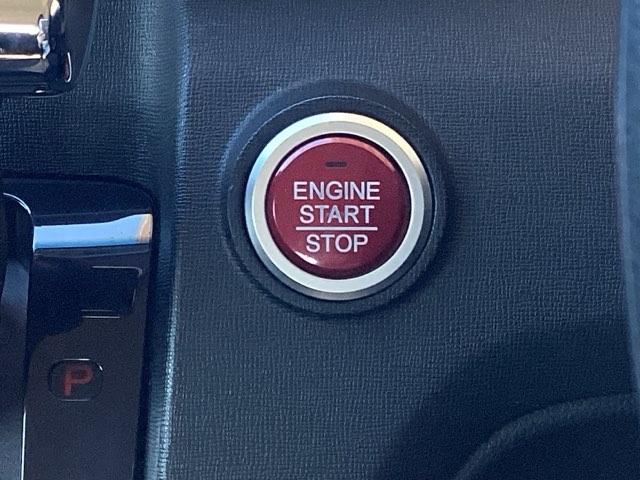 N-ONE G・Lパッケージ ブラックインテリア 整備記録簿有 DVD再生可 iストップ ベンチS 盗難防止 ETC付き フルオートエアコン パワーウィンドウ ナビTV 地デジTV 助手席エアバック ESC 運転席エアバッグ(21枚目)