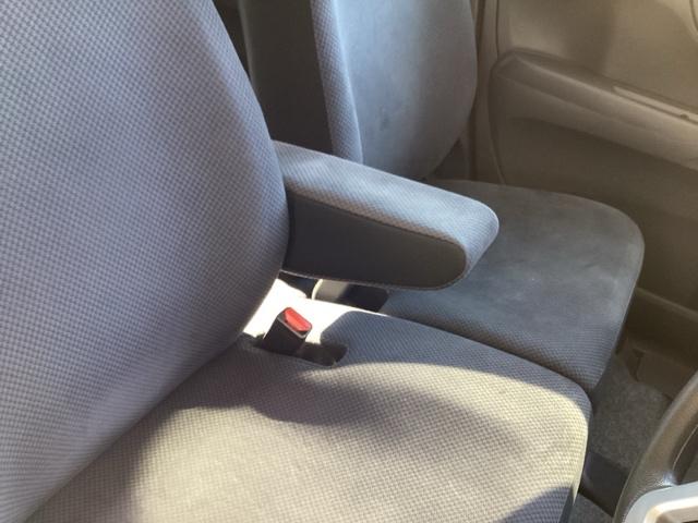 N-ONE G・Lパッケージ ブラックインテリア 整備記録簿有 DVD再生可 iストップ ベンチS 盗難防止 ETC付き フルオートエアコン パワーウィンドウ ナビTV 地デジTV 助手席エアバック ESC 運転席エアバッグ(27枚目)