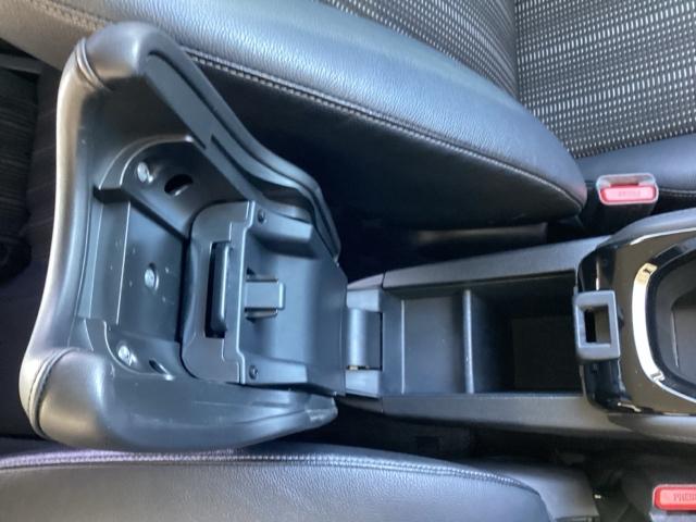 ヴェゼル ハイブリッドＺ・ホンダセンシング　ＤＶＤ再生機能　整備記録簿　横滑り防止システム　バックアイカメラ　盗難防止装置　フルセ　シートヒーター付　スマ－トキ－　ＥＣＯモード　パワーウィンド　サイドエアバッグ（23枚目）