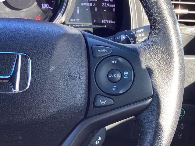 フィットハイブリッド Sホンダセンシング ETC/純正ナビ/バックモニター/ホンダセンシング スマ-トキ- ナビTV アクティブクルーズコントロール パワーウインドウ サイドエアバック DVD再生 パワーステアリング 整備記録簿 ABS(25枚目)