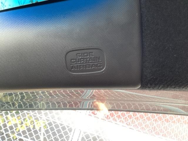 フィットハイブリッド Sホンダセンシング ETC/純正ナビ/バックモニター/ホンダセンシング スマ-トキ- ナビTV アクティブクルーズコントロール パワーウインドウ サイドエアバック DVD再生 パワーステアリング 整備記録簿 ABS(32枚目)