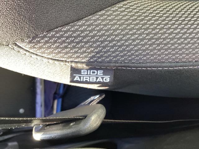 フィットハイブリッド Sホンダセンシング ETC/純正ナビ/バックモニター/ホンダセンシング スマ-トキ- ナビTV アクティブクルーズコントロール パワーウインドウ サイドエアバック DVD再生 パワーステアリング 整備記録簿 ABS(33枚目)