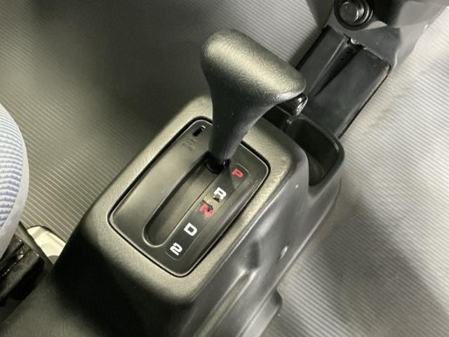 アクティバン ＳＤＸ　ＣＤ　ＥＴＣ　運転席／助手席エアバッグ　ダブルエアバック　左右スライドドア　エアバック　パワステ付　キーレスエントリ　定期点検記録簿　Ｍエアコン（12枚目）