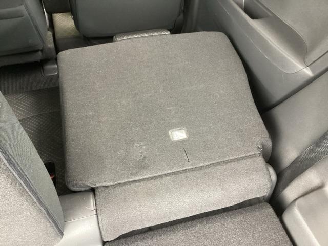 Ｎ－ＷＧＮカスタム Ｇ　純正ナビ　ＨＩＤヘッドライト　盗難防止システム　横滑防止　アイドルストップ　スマートキープッシュスタート　オートエアコン　パワーウィンドウ　ベンチシート　ＥＴＣ　運転席助手席エアバッグ　ＡＢＳ　エアロ（20枚目）