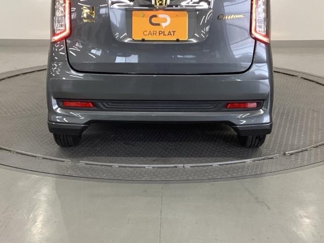 Ｎ－ＷＧＮカスタム Ｇ　純正ナビ　ＨＩＤヘッドライト　盗難防止システム　横滑防止　アイドルストップ　スマートキープッシュスタート　オートエアコン　パワーウィンドウ　ベンチシート　ＥＴＣ　運転席助手席エアバッグ　ＡＢＳ　エアロ（33枚目）