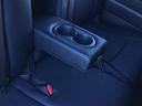 リアシートアームレスト カップホルダー