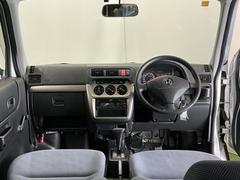 �ɥ饤�С����濴�˼����˼꤬�Ϥ����֤˥��������͡��������å��ʤɤ����֡��������ͥ��Ƥ��ޤ� 2