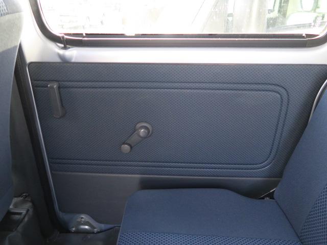 ハイゼットカーゴ クルーズ　セレクト４ＷＤ車　エアコン　パワーステアリング　パワーウィンドウ　Ｗエアバッグ　電動格納ミラー　ライトレベル調節（15枚目）