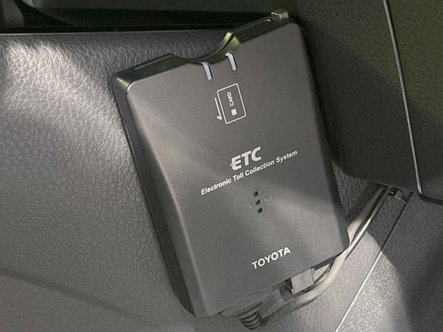 Ｇ　禁煙車　ＳＤナビ　バックカメラ　シートヒーター　クリアランスソナー　レーダークルーズ　ＬＥＤヘッド　スマートキー　純正１８インチアルミホイール　オートライト　オートエアコン　盗難防止システム(8枚目)