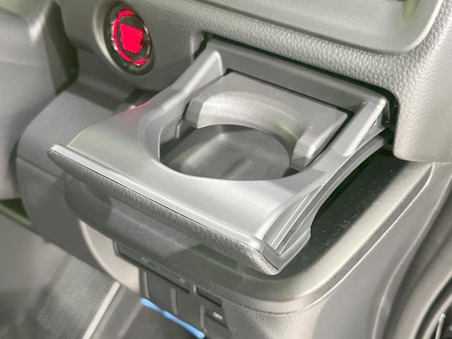 ステップワゴン エアー　登録済未使用車　現行型　ホンダセンシング　アダプティブクルーズ　両側電動ドア　左右独立オートエアコン　オートライト　ＬＥＤヘッド　純正１６インチアルミ　電動パーキングブレーキ　スマートキー（38枚目）