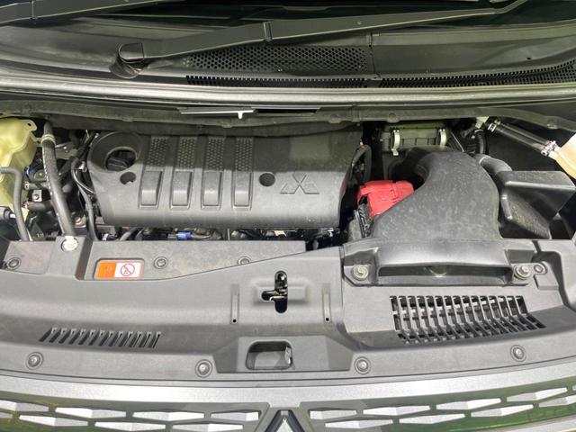 デリカＤ：５ ジャスパー　禁煙車　純正１０インチナビ　両側電動スライドドア　全周囲カメラ　衝突被害軽減システム　レーダークルーズ　ハーフレザーシート　ドラレコ　ＬＥＤヘッドライト　ＥＴＣ　Ｂｌｕｅｔｏｏｔｈ　オートハイビーム（18枚目）