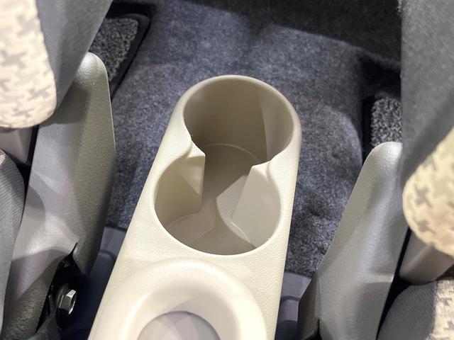 アルト Ｆ　禁煙車　ＣＤオーディオ　パワーウィンドウ　リモコンキー　ベージュ内装　ドアバイザー　盗難防止装置（31枚目）