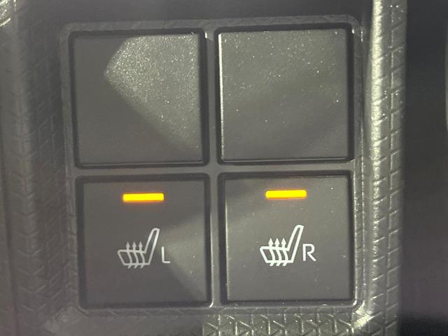 タント ファンクロス　禁煙車　衝突軽減　両側電動スライド　ＬＥＤヘッド　シートヒーター　レーンアシスト　スマートキー　オートハイビーム　クリアランスソナー　オートエアコン　アイドリングストップ　横滑り防止装置　車線逸脱警報（5枚目）