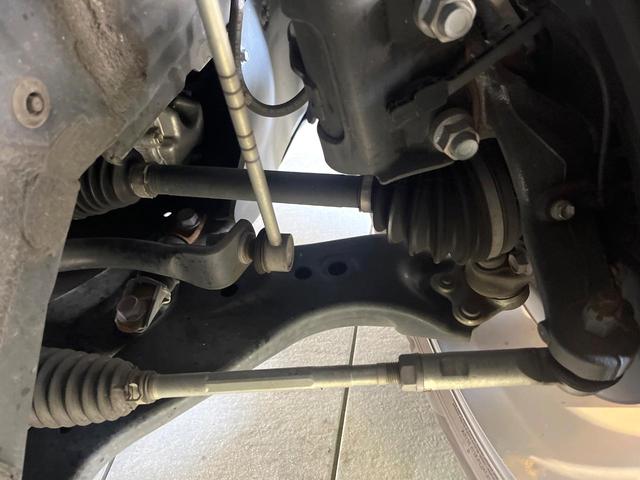 ＲＡＶ４ Ｇ　Ｚパッケージ　禁煙車　ＴＲＤエアロ　サンルーフ　純正１０．５ディスプレイオーディオ　全周囲カメラ　衝突軽減装置　レーダークルーズコントロール　ＥＴＣ　Ｂｌｕｅｔｏｏｔｈ　シートヒーター　クリアランスソナー（20枚目）