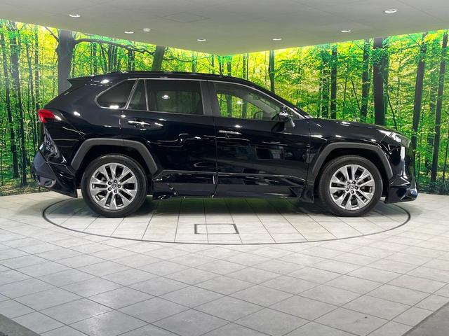 ＲＡＶ４ Ｇ　Ｚパッケージ　禁煙車　ＴＲＤエアロ　サンルーフ　純正１０．５ディスプレイオーディオ　全周囲カメラ　衝突軽減装置　レーダークルーズコントロール　ＥＴＣ　Ｂｌｕｅｔｏｏｔｈ　シートヒーター　クリアランスソナー（29枚目）