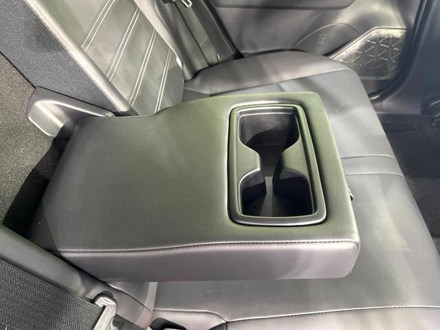 ＲＡＶ４ Ｇ　Ｚパッケージ　禁煙車　ＴＲＤエアロ　サンルーフ　純正１０．５ディスプレイオーディオ　全周囲カメラ　衝突軽減装置　レーダークルーズコントロール　ＥＴＣ　Ｂｌｕｅｔｏｏｔｈ　シートヒーター　クリアランスソナー（70枚目）