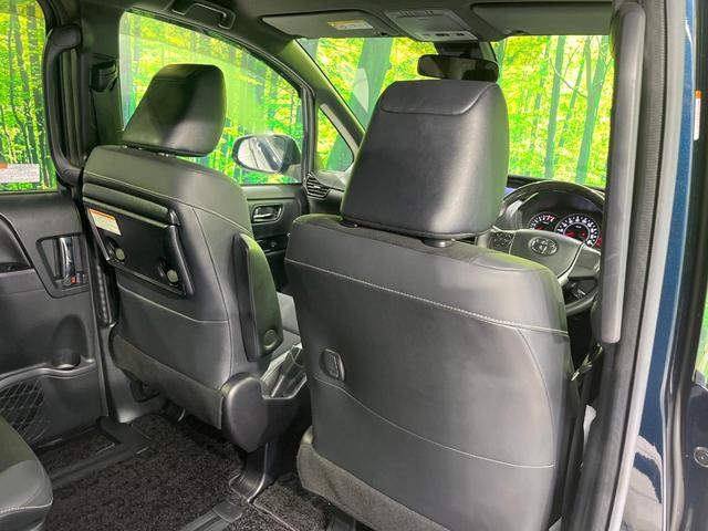 ノア Ｓｉ　ダブルバイビーＩＩＩ　禁煙車　後期型　純正９型ナビ　衝突被害軽減　バックカメラ　両側電動スライドドア　クルーズコントロール　フルセグ　Ｂｌｕｅｔｏｏｔｈ接続　ＥＴＣ　ＬＥＤヘッドライト　オートマチックハイビーム（31枚目）