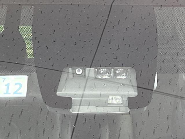 エスクァイア ハイブリッドGi ブラックテーラード 禁煙車 衝突軽減 11型BIGX 両側電動ドア 後席モニター バックカメラ ETC Bluetooth接続 シートヒーター クルーズコントロール LEDヘッドライト クリアランスソナー(3枚目)