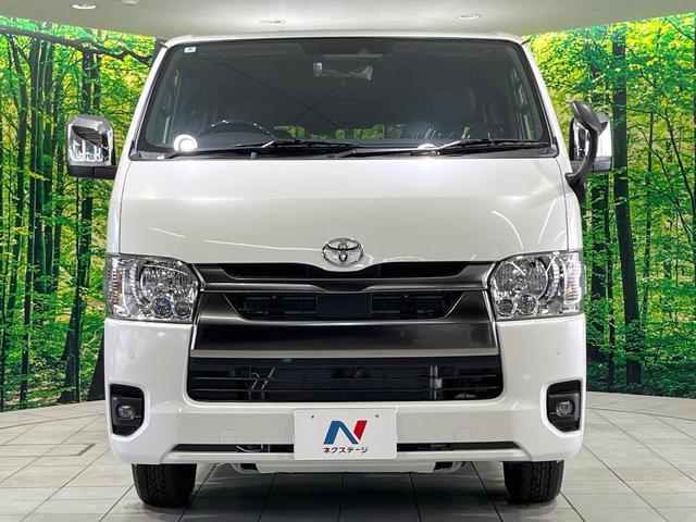 ハイエースバン ロングスーパーＧＬ　ダークプライムＳ　ディーゼル　登録済未使用車　両側電動スライドドア　衝突被害軽減装置　禁煙車　ハーフレザーシート　コーナーセンサー　スマートキー　ＬＥＤヘッド　オートライト　オートエアコン　ＬＥＤフォグ　車線逸脱警報（14枚目）