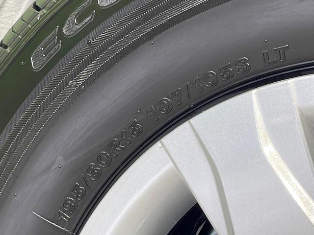 ハイエースバン ロングスーパーＧＬ　ダークプライムＳ　ディーゼル　登録済未使用車　両側電動スライドドア　衝突被害軽減装置　禁煙車　ハーフレザーシート　コーナーセンサー　スマートキー　ＬＥＤヘッド　オートライト　オートエアコン　ＬＥＤフォグ　車線逸脱警報（23枚目）