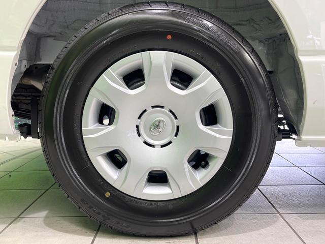 ハイエースバン ロングスーパーＧＬ　ダークプライムＳ　ディーゼル　登録済未使用車　両側電動スライドドア　衝突被害軽減装置　禁煙車　ハーフレザーシート　コーナーセンサー　スマートキー　ＬＥＤヘッド　オートライト　オートエアコン　ＬＥＤフォグ　車線逸脱警報（26枚目）
