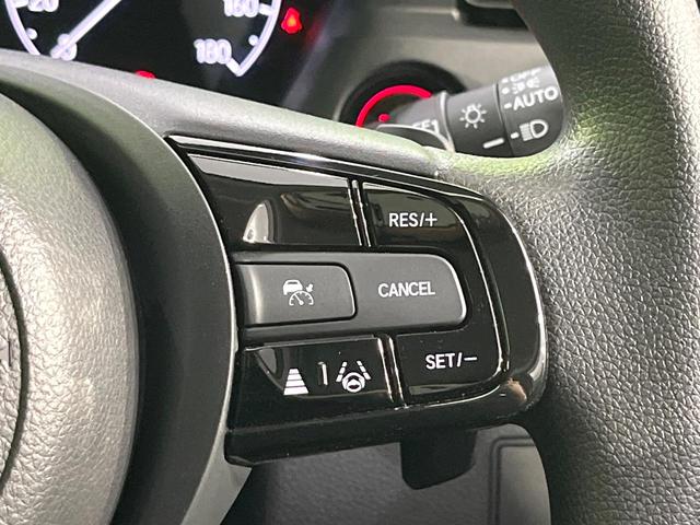 ヴェゼル ｅ：ＨＥＶ　Ｘ　禁煙車　純正９型ナビ　バックカメラ　衝突軽減装置　レーダークルーズ　ＥＴＣ　ドラレコ　Ｂｌｕｅｔｏｏｔｈ　クリアランスソナー　ＬＥＤヘッド　純正１６インチアルミ　ブレーキホールド　ステアリングスイッチ（6枚目）