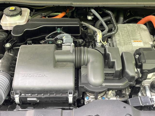 ヴェゼル ｅ：ＨＥＶ　Ｘ　禁煙車　純正９型ナビ　バックカメラ　衝突軽減装置　レーダークルーズ　ＥＴＣ　ドラレコ　Ｂｌｕｅｔｏｏｔｈ　クリアランスソナー　ＬＥＤヘッド　純正１６インチアルミ　ブレーキホールド　ステアリングスイッチ（18枚目）