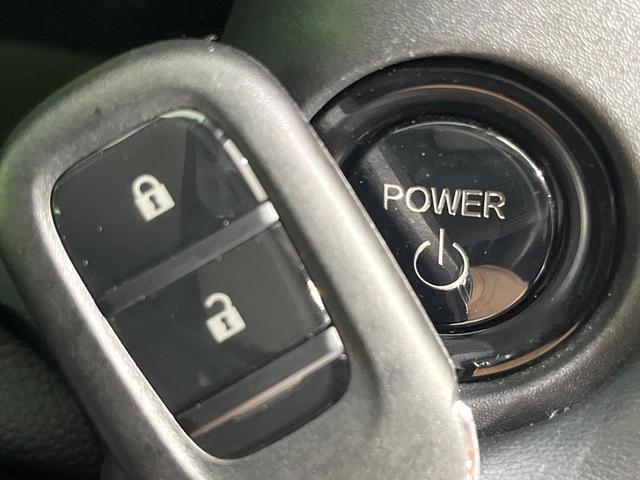 ヴェゼル ｅ：ＨＥＶ　Ｘ　禁煙車　純正９型ナビ　バックカメラ　衝突軽減装置　レーダークルーズ　ＥＴＣ　ドラレコ　Ｂｌｕｅｔｏｏｔｈ　クリアランスソナー　ＬＥＤヘッド　純正１６インチアルミ　ブレーキホールド　ステアリングスイッチ（23枚目）