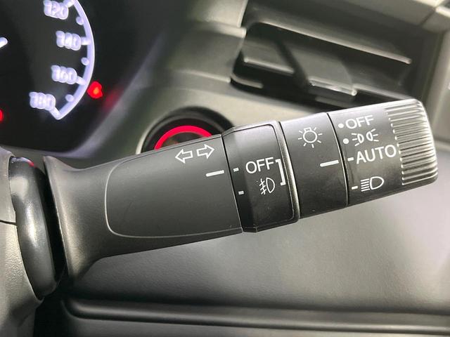 ヴェゼル ｅ：ＨＥＶ　Ｘ　禁煙車　純正９型ナビ　バックカメラ　衝突軽減装置　レーダークルーズ　ＥＴＣ　ドラレコ　Ｂｌｕｅｔｏｏｔｈ　クリアランスソナー　ＬＥＤヘッド　純正１６インチアルミ　ブレーキホールド　ステアリングスイッチ（42枚目）