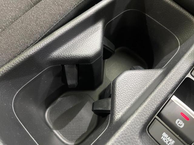 ヴェゼル ｅ：ＨＥＶ　Ｘ　禁煙車　純正９型ナビ　バックカメラ　衝突軽減装置　レーダークルーズ　ＥＴＣ　ドラレコ　Ｂｌｕｅｔｏｏｔｈ　クリアランスソナー　ＬＥＤヘッド　純正１６インチアルミ　ブレーキホールド　ステアリングスイッチ（54枚目）