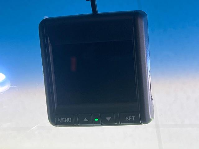 オデッセイハイブリッド ハイブリッドアブソルート・ホンダセンシングＥＸパック　禁煙車　純正ナビ　後席モニター　両側電動ドア　全周囲カメラ　１００Ｖ電源　ＥＴＣ　ドラレコ　スマートキー　オートエアコン　ＬＥＤヘッド　Ｂｌｕｅｔｏｏｔｈ　ＣＤ　ＤＶＤ　電動格納ミラー（52枚目）