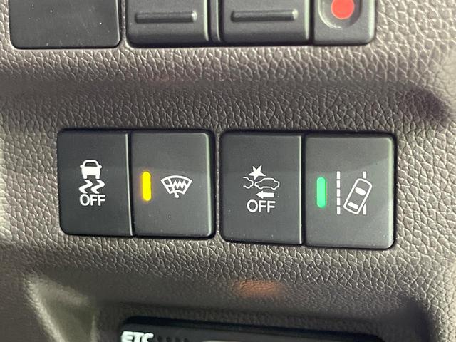 フリード G・ホンダセンシング 禁煙車 純正ナビ 後席モニター 両側電動スライドドア 衝突軽減装置 バックカメラ レーダークルーズ ETC Bluetooth フルセグ スマートキー LEDヘッド レーンアシスト オートエアコン(36枚目)