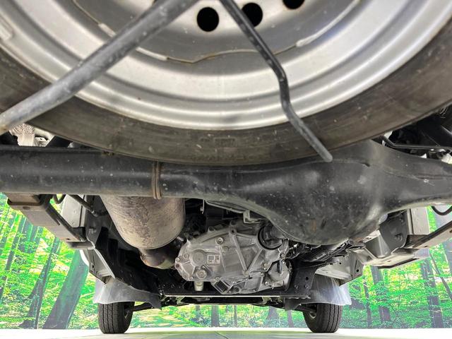 ハイゼットトラック ジャンボSAIIIt 4WD MT車 衝突被害軽減システム 禁煙車 ドラレコ LEDヘッド オートエアコン CD LEDフォグ(14枚目)