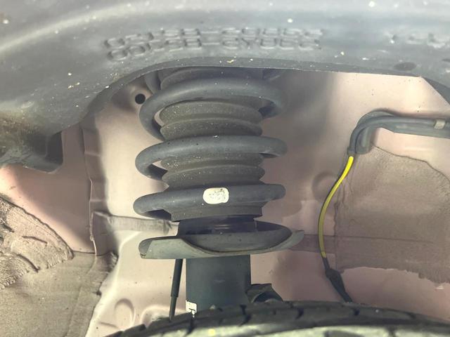 タント L 禁煙車 サイドステップ 純正ナビ バックカメラ 衝突軽減装置 ETC Bluetooth フルセグ ドラレコ コーナーセンサー LEDヘッド ロールサンシェード ステアリングスイッチ オートライト(20枚目)