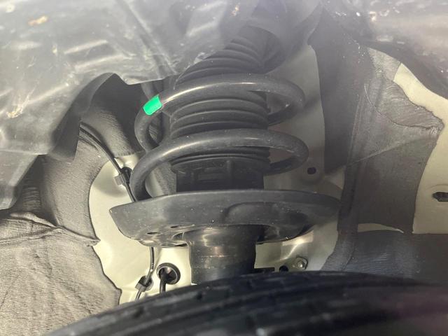 アクア Ｘ　禁煙車　８型ディスプレイオーディオ　全周囲カメラ　衝突軽減装置　レーダークルーズ　ＥＴＣ　Ｂｌｕｅｔｏｏｔｈ　ドラレコ　コーナーセンサー　スマートキー　ＬＥＤヘッド　レーンアシスト（20枚目）