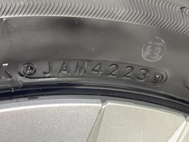 アクア Ｘ　禁煙車　８型ディスプレイオーディオ　全周囲カメラ　衝突軽減装置　レーダークルーズ　ＥＴＣ　Ｂｌｕｅｔｏｏｔｈ　ドラレコ　コーナーセンサー　スマートキー　ＬＥＤヘッド　レーンアシスト（36枚目）