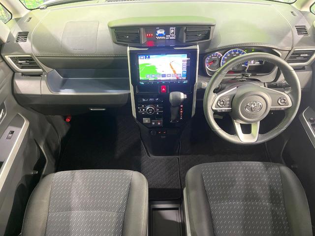 ルーミー カスタムＧ　禁煙車　９型ＳＤナビ　バックカメラ　衝突軽減　両側電動スライド　レーダークルーズ　ＬＥＤヘッド　ＬＥＤフォグ　ＥＴＣ　Ｂｌｕｅｔｏｏｔｈ　ドラレコ　シートヒーター　ステアリングスイッチ　スマートキー（2枚目）