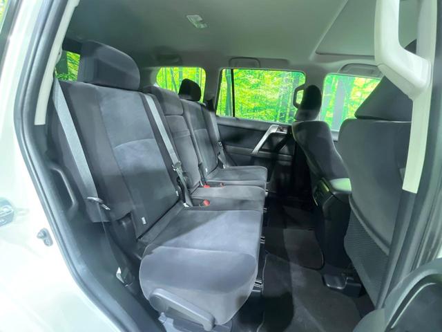 ランドクルーザープラド TX サンルーフ 禁煙車 純正SDナビ バックカメラ 衝突軽減装置 レーダークルーズ 7人乗り ETC Bluetooth LEDヘッド LEDフォグ クリアランスソナー ルーフレール 純正17インチアルミ(9枚目)