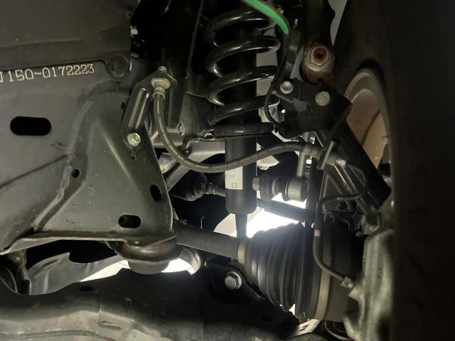 ランドクルーザープラド TX サンルーフ 禁煙車 純正SDナビ バックカメラ 衝突軽減装置 レーダークルーズ 7人乗り ETC Bluetooth LEDヘッド LEDフォグ クリアランスソナー ルーフレール 純正17インチアルミ(20枚目)