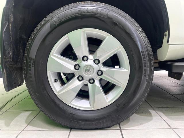 ランドクルーザープラド TX サンルーフ 禁煙車 純正SDナビ バックカメラ 衝突軽減装置 レーダークルーズ 7人乗り ETC Bluetooth LEDヘッド LEDフォグ クリアランスソナー ルーフレール 純正17インチアルミ(36枚目)