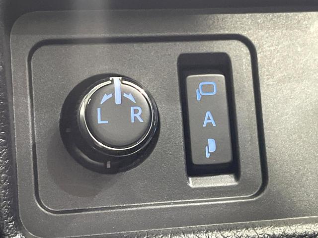 ランドクルーザープラド TX サンルーフ 禁煙車 純正SDナビ バックカメラ 衝突軽減装置 レーダークルーズ 7人乗り ETC Bluetooth LEDヘッド LEDフォグ クリアランスソナー ルーフレール 純正17インチアルミ(41枚目)